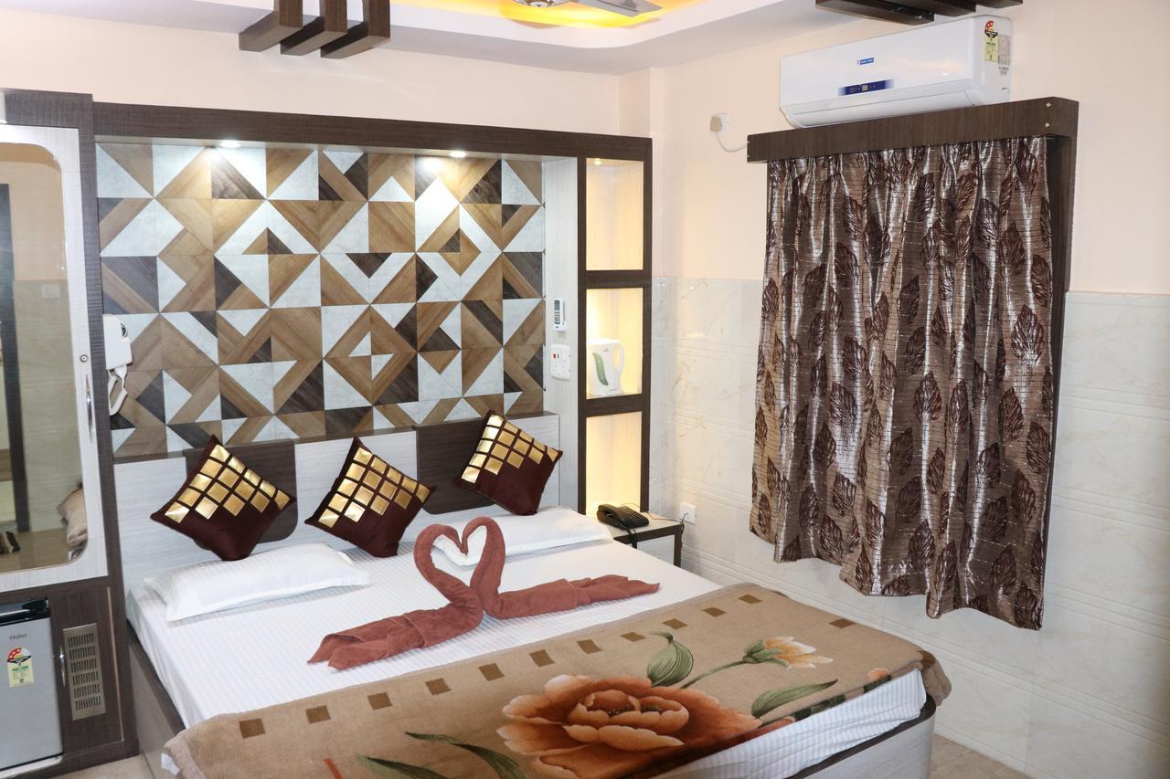 Hotel Prince B Guwahati Luaran gambar